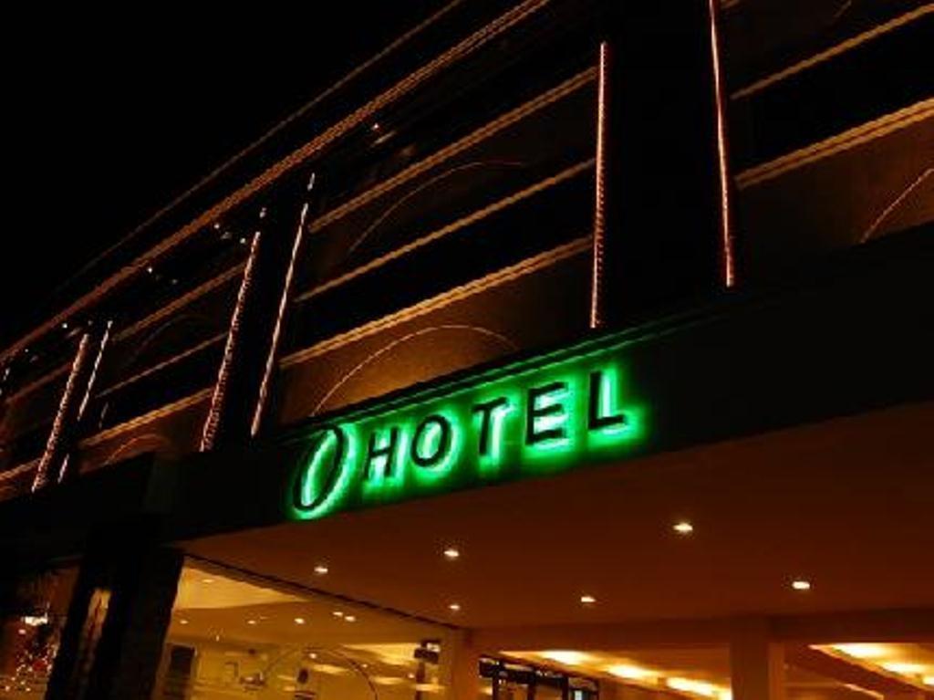 O Hotel Баколод Екстериор снимка