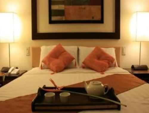 O Hotel Баколод Екстериор снимка